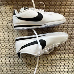 Women's Nike Cortez - Size 8.5 US // 6 UK - Black and White
